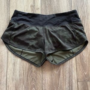 2.5 Inch Green Camo Lululemon Shorts